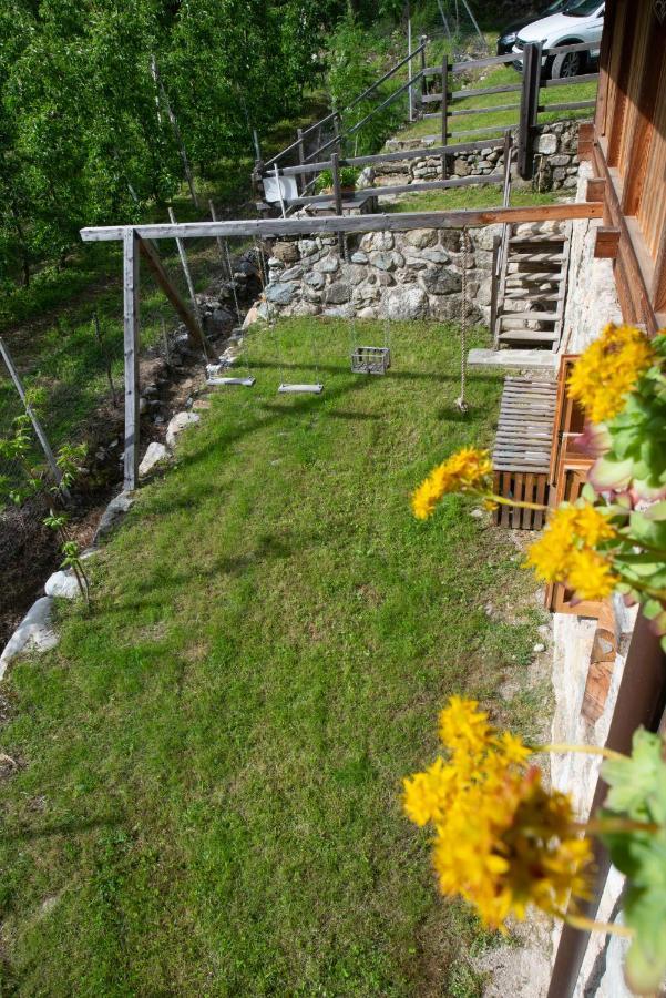Vila Mas Antico Molino Livo  Exteriér fotografie